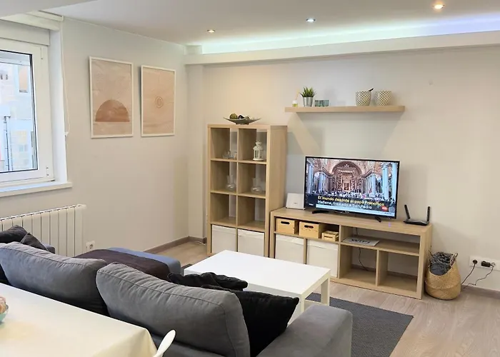 Apartment Avenida De Arteixo. Precioso *