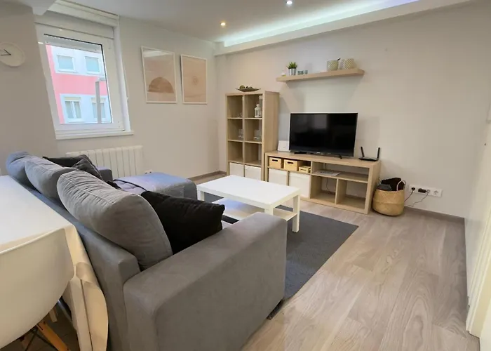 Avenida De Arteixo. Precioso A Coruna