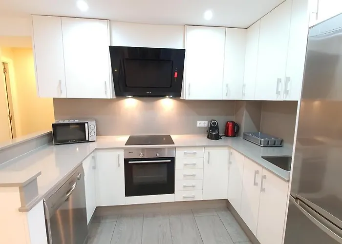 Avenida De Arteixo. Precioso A Coruña